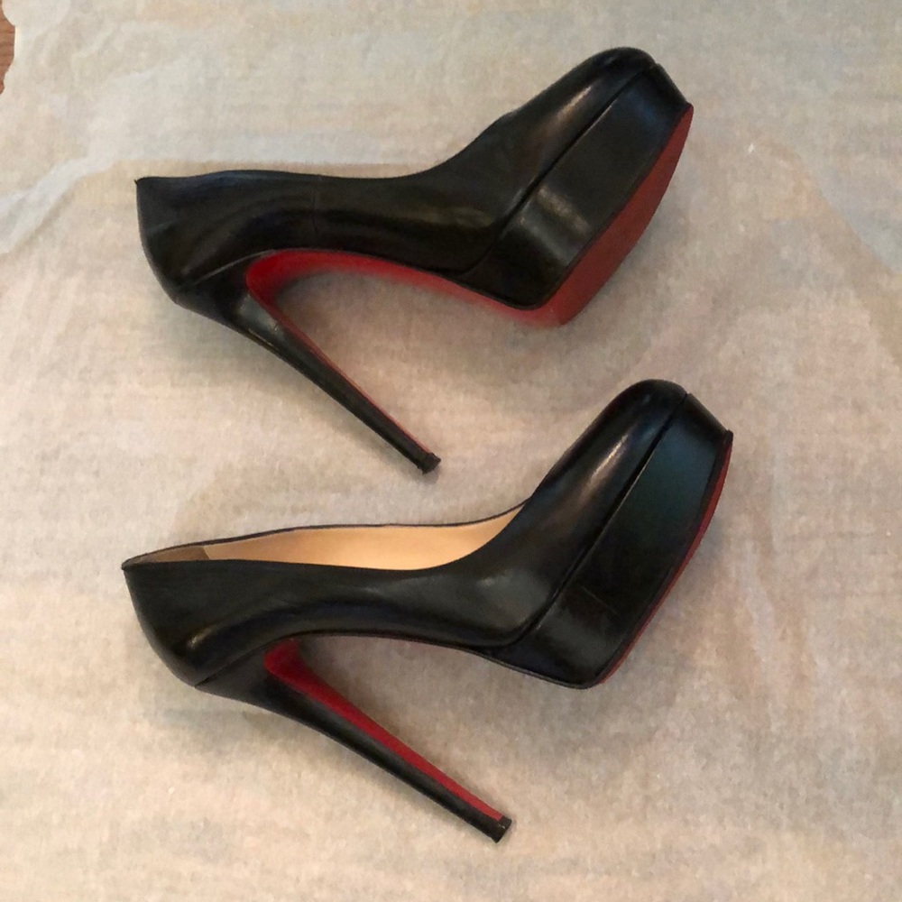 Christian Louboutin Size 38 US 7.5 Biancas